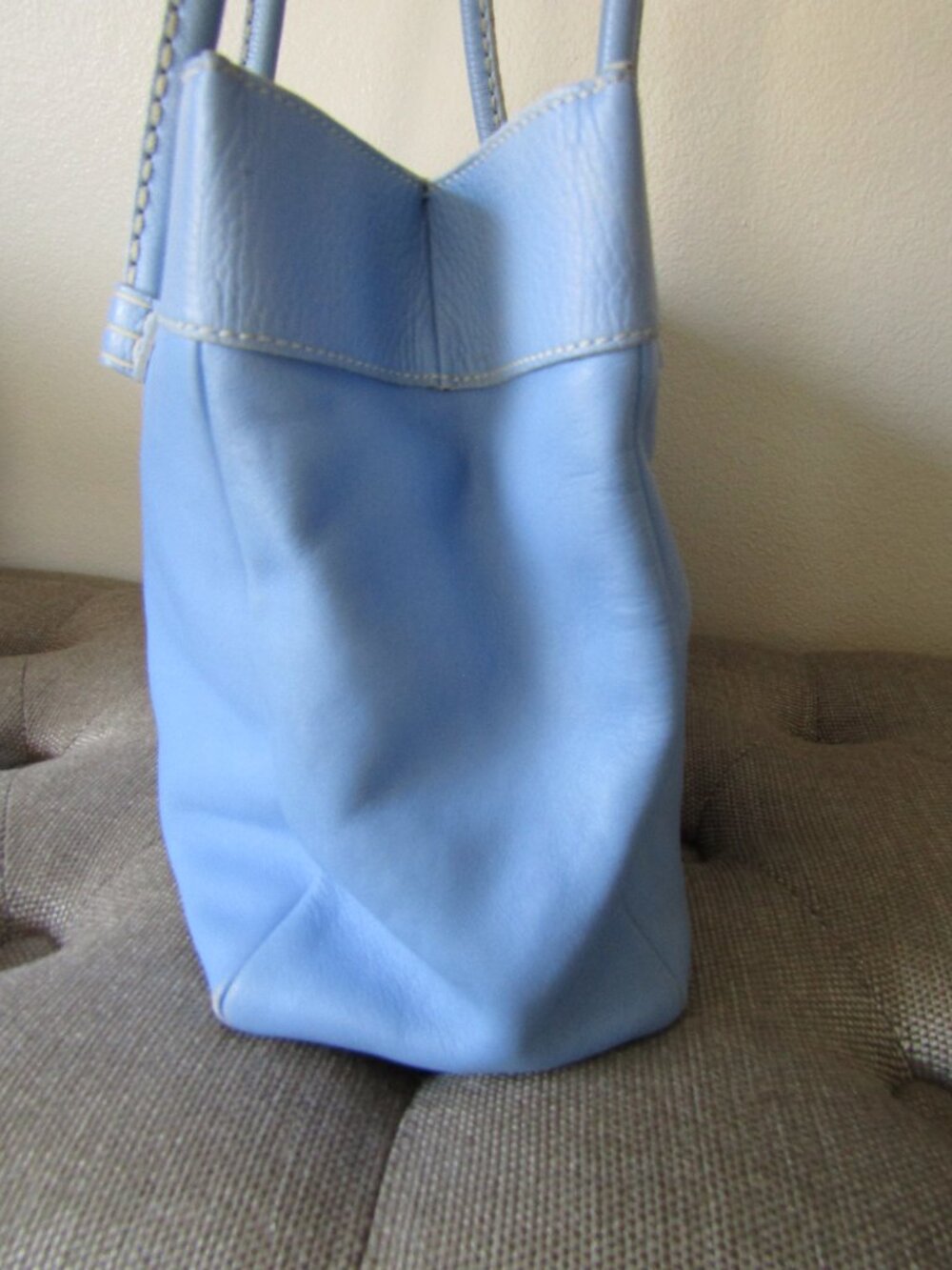 Tod's Powder Blue Leather Tote - Picture 7 of 16